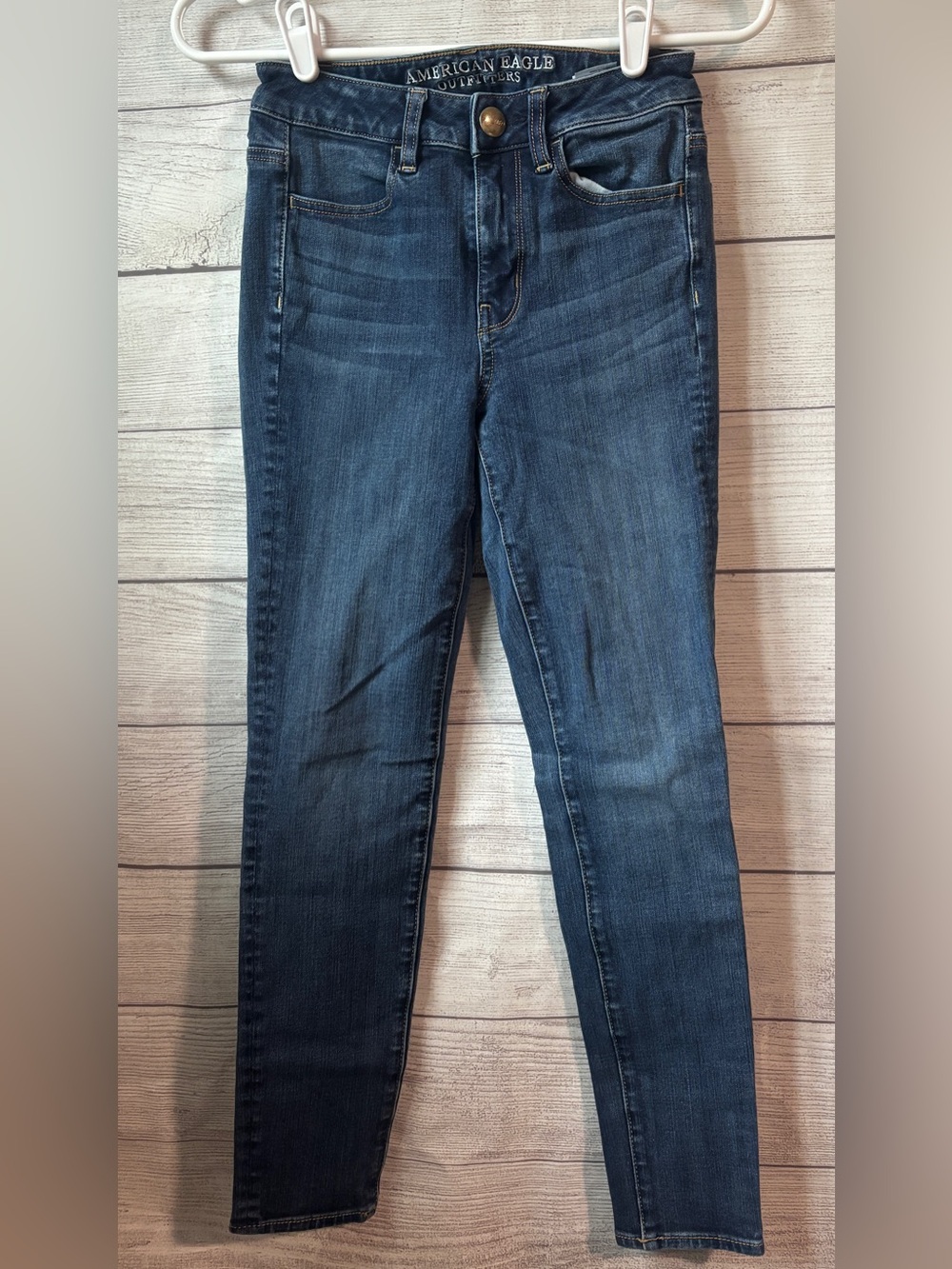 American Eagle women’s high rise jegging, dark wash, size 00